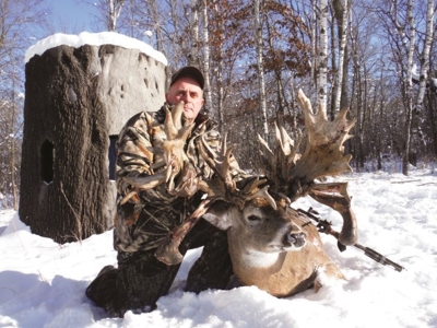Online Only Auction: Trophy Whitetail Hunting Lodge - image 2