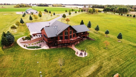 Online Only Auction: Trophy Whitetail Hunting Lodge - image 6