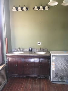 4 Bed Historic Queen Anne Located Near Downtown - image 18