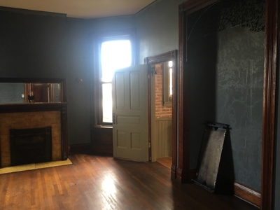 4 Bed Historic Queen Anne Located Near Downtown - image 3