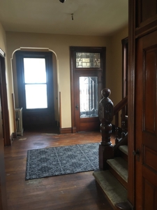 4 Bed Historic Queen Anne Located Near Downtown - image 30