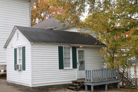 Multi-Unit Apartment Building selling For Sale near WKU - image 8