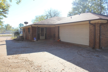Duplex For Sale In Kilgore, TX Investment Property - image 18