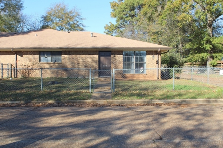 Duplex For Sale In Kilgore, TX Investment Property - image 14