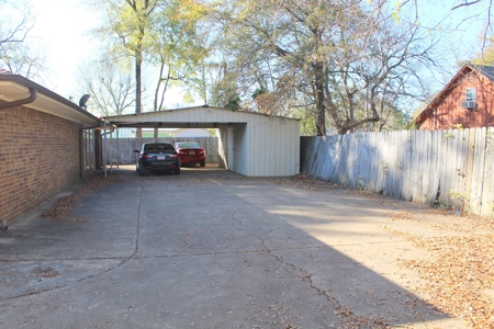 Duplex For Sale In Kilgore, TX Investment Property - image 17