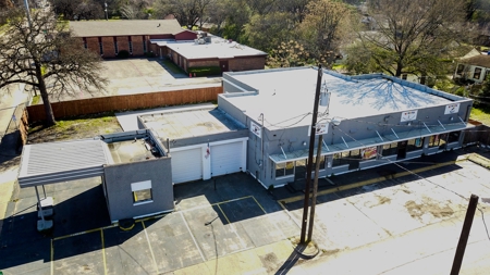 Commercial Building Auction - image 21
