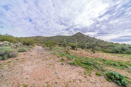 31.7 Acres Gold Canyon Az Mountain Top Lots For Sale - image 10