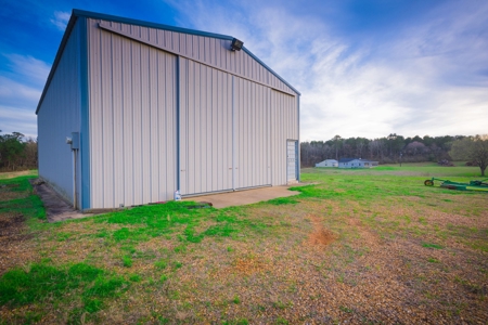 Country Home With Land outside of Nacogdoches TX Cushing ISD - image 26
