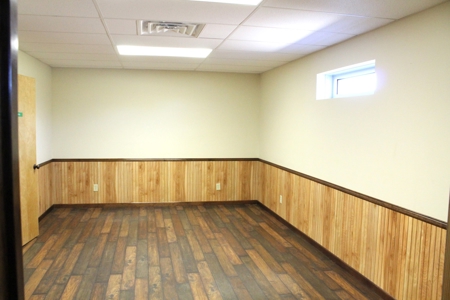 Commercial Property for sale Tatum, TX Office Suites Auction - image 6