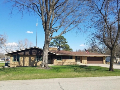 Elbow Lake MN Home In Town on Corner Lot - image 5