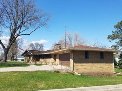 Elbow Lake MN Home In Town on Corner Lot - image 7