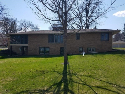 Elbow Lake MN Home In Town on Corner Lot - image 13