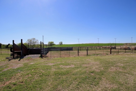 Oklahoma Property For Sale Indoor Arena Multi Purpose Land - image 12