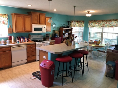 First Time Home Buyers-Investors Nice 3 Bedroom 2 Bath Home - image 3