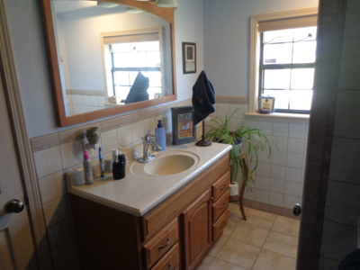 4056 - image 0