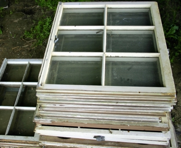 8811 - image 1