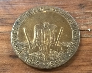 alt=