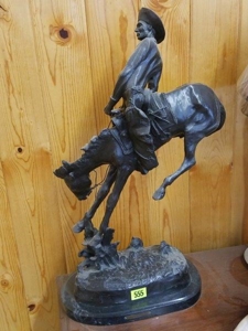 100260 - image 2