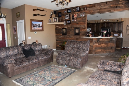 141081 - image 21
